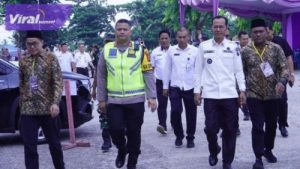 Pj Walikota Prabumulih Tinjau Pasar di Kota Prabumulih, Lihat Harga Kebutuhan Pokok Menjelang Ramadan. Foto : viralsumsel.com/man