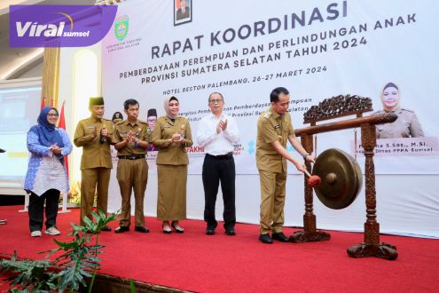 Bantu Warga Dapatkan Sembako Murah, Pj Gubernur Agus Fatoni Buka Operasi Pasar Perwakilan BPKP Sumsel. Foto : viralsumsel.com/win
