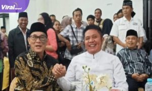 Herman Deru dan Heri Amalindo disela-sela acara ICMI Orwil Sumsel Nampak Salam Komando. Foto : Viralsumsel/Nto