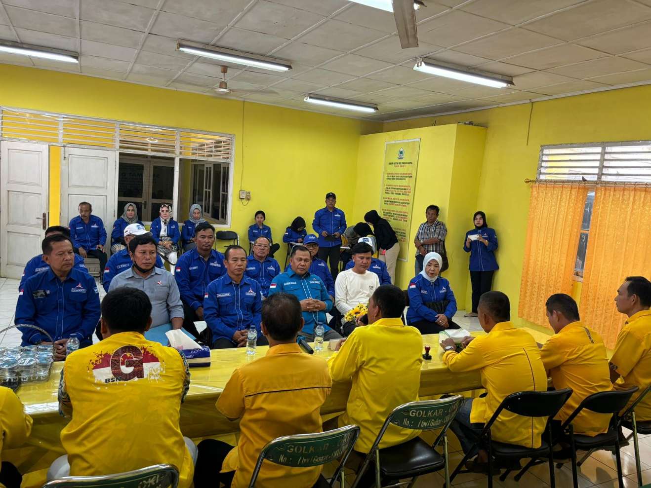 Kembalikan Formulir Calon Bupati, Berharap Golkar dan Demokrat Dapat Bersinergi Bangun OKI Bersama H Muchendi. Foto : viralsumsel.com/ril