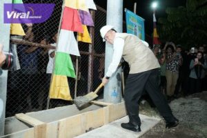Pj Gubernur Agus Fatoni Groundbreaking Pembangunan Jaringan Listrik PLN di Babat Supat Musi Banyuasin. Foto : viralsumsel.com/win