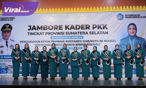 Pj Ketua TP PKK Sumsel Tyas Fatoni Kukuhkan Ketua Pembina Posyandu Kabupaten/Kota se-Sumsel. Foto : viralsumsel.com/win