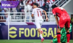Penyerang Timnas Indonesia U-23 Rafael Struick selebrasi usai mencetak gol ke gawang Korea Selatan U-23. Foto : afc