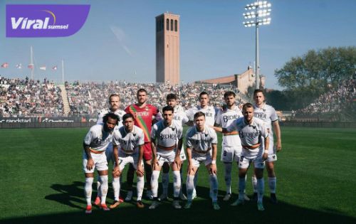 Starting eleven Venezia di ajang Serie B Liga Italia. Foto : igvenezia