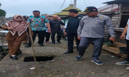 Ketua DPRD Kota Palembang Zainal Abidin SH,. MH Saat Reses di Dapil VI. Foto : Viralsumsel 