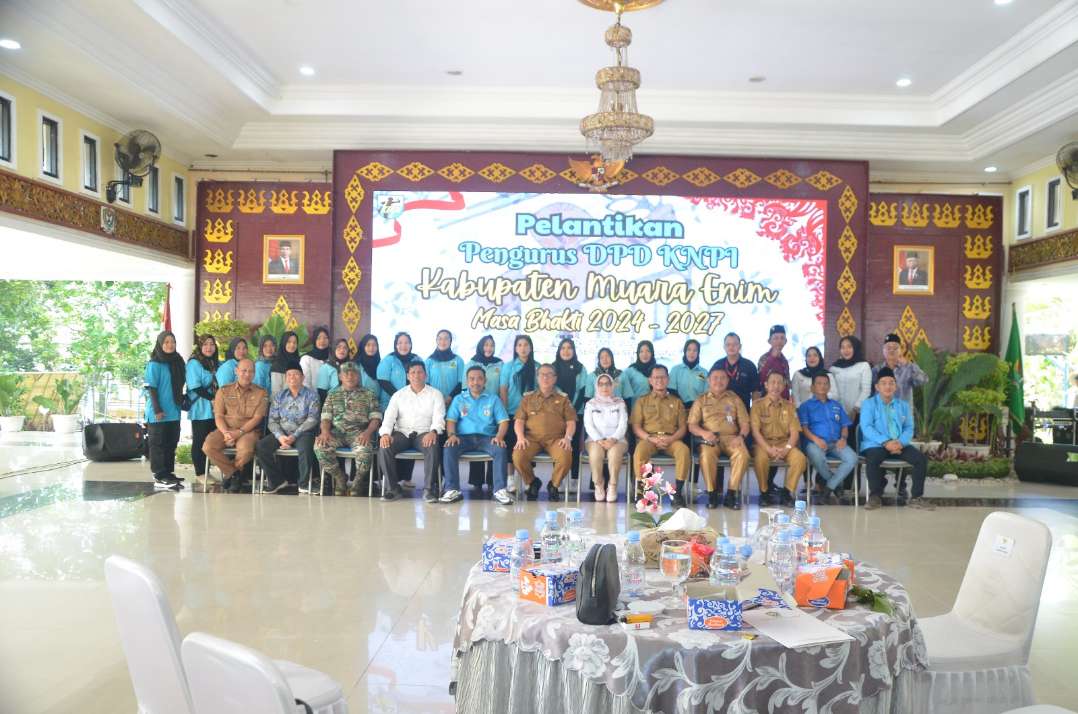  DPD-KNPI Muara Enim Periode 2024-2027 Resmi Dikukuhkan, Rahman Fadhli Berharap Sinergi dengan Pemkab Dapat Terus Terjalin. Foto : viralsumsel.com/rosyid
