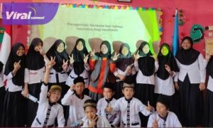 Mahasiswa KKN Universitas Serasan  Sosialisasi Bahaya Narkoba Pada Anak Usia Dini di SDN 15 Muara Enim. Foto : viralsumsel.com/rosyid