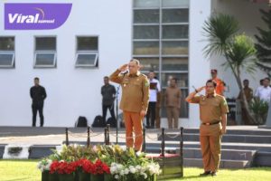 Apel Perdana, Pj Bupati Sandi Fahlepi Pimpin Apel Gabungan di Lingkungan Pemkab Muba. Foto : viralsumsel.com/dev