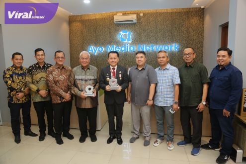 Pj Gubernur Agus Fatoni Beberkan Berbagai Keberhasilan Sumsel pada Podcast Bersama Ayo Media Network. Foto : viralsumsel.com/win