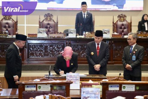 DPRD Provinsi Sumsel Dapat Menerima Jawaban Gubernur Atas Pandangan Umum Fraksi dan Bentuk Pansus Bahas 6 Raperda. Foto : viralsumsel.com/ril