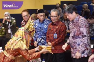 Sekda Sumsel SA Supriono Hadiri Pelantikan Pengurus PMAT dan Dies Natalis UIN Raden Fatah Palembang. Foto : viralsumsel.com/win