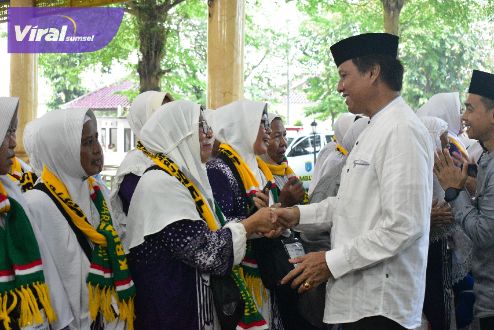 Sebanyak 227 Calon Jemaah Haji (CJH) dari Kabupaten Ogan Komering Ilir (OKI) Kloter 16 diberangkatkan ke Tanah Suci Mekkah.. Foto : viralsumsel.com/zep