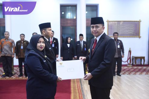 Resmikan 1.345 PPPK di Lingkungan Pemprov Sumsel, Pj Gubernur Agus Fatoni : Bekerjalan Optimal dan Jangan Biasa Saja. Foto : viralsumsel.com/win
