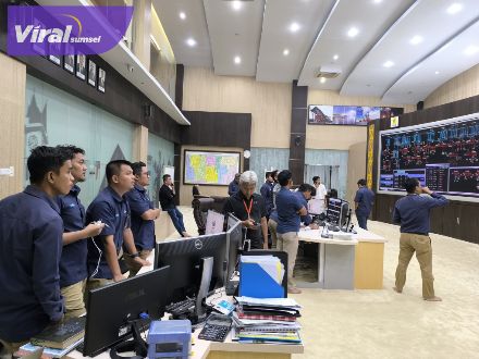 Listrik 2,5 Juta Pelanggan Sudah Berhasil Menyala, PLN Terus Melakukan Upaya Penormalan Sistem Kelistrikan di Sumsel, Jambi dan Bengkulu. Foto : viralsumsel.com/win