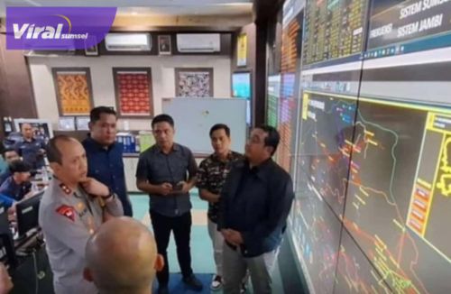 Sistem Kelistrikan Sedang dalam Penormalan Pasca Ganguan Jarigan SUTET 275 KV Linggau-Lahat, 3,4 juta Pelanggan Sudah Kembali Menyala. Foto : viralsumsel.com/dev Sistem Kelistrikan Sedang dalam Penormalan Pasca Ganguan Jarigan SUTET 275 KV Linggau-Lahat, 3,4 juta Pelanggan Sudah Kembali Menyala. Foto : viralsumsel.com/dev