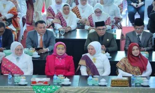 Tamu undangan yang hadir pada rapat Paripurna Istimewa DPRD Kota Palembang.