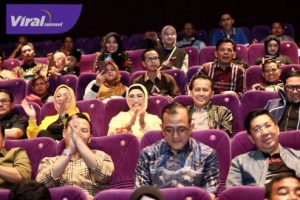 Nobar Film Lafran, Pj Gubernur Sumsel Ajak Generasi Penerus Teladani Perjuangan Pahlawan Nasional Lafran Pane. Foto : viralsumsel.com/win