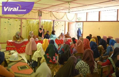 Amaliah Sosialisasi Empat Pilar Pada Emak-emak di Desa Lubuk Sakti Ogan Ilir. Foto : viralsumsel.com/fia
