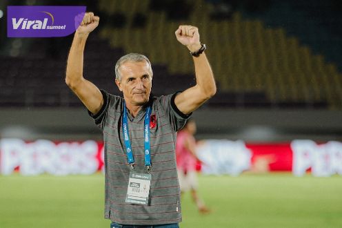 Liga 1 : Milomir Seslija Resmi Kembali Pimpin Persis Solo. Foto : lib