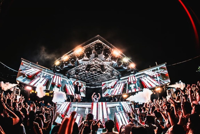 Whisnu Santika Siap Guncang Panggung Tomorrowland 2024: Belgia dengan Kampanye "Stop Competition, Start Collaboration". Foto : viralsumsel.com