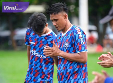 Serius, Target Lolos Liga 1, PSPS Pekanbaru Boyong Bek Persija Maman Abdurrahman. Foto : igmaman