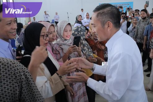 Bekali dan Bina Ketua RT dan RW, Ratu Dewa Titipkan Harapan Terkait Pelaksanaan Pemilukada 2024. Foto : viralsumsel.com/nto