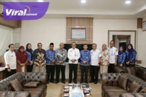 Plh Sekda Sumsel Edward Candra Terima Audiensi Deputi Bidang Penyelenggaraan LAN RI. Foto : viralsumsel.com/win