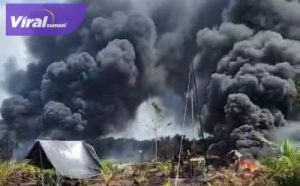 Kebakaran Sumur Minyak Ilegal di Desa Srigunung Kecamatan Sungai Lilin Terjadi Lagi, Kapolda Sumsel Tegas Minta SKK Migas Tutup Sumur Secara Permanen. Foto : viralsumsel.com/ril