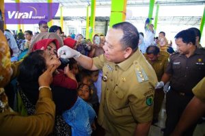 H Sandi Fahlepi Melaunching PIN (Pekan Imunisasi Nasional), Dukung Penanggulangan KLB Polio. Foto : viralsumsel.com/dev