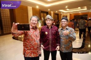 Pj Gubernur Sumsel Elen Setiadi Terima Penghargaan Bapanas Award dari Badan Pangan Nasional. Foto : viralsumsel.com/win