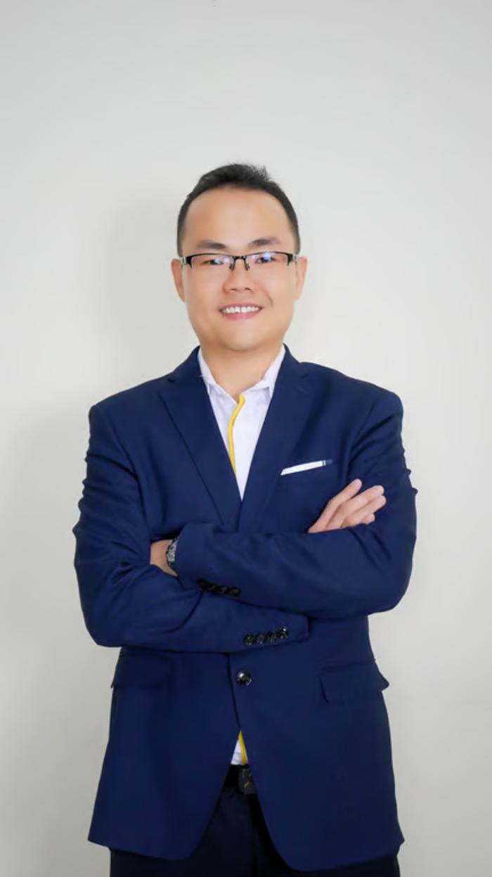 D'Consulting Business Consultant Berpartisipasi dalam Acara iCommunity: CEO Dedy Sidarta Membahas Masa Depan Tarif Pajak UMKM. Foto : viralsumsel.com