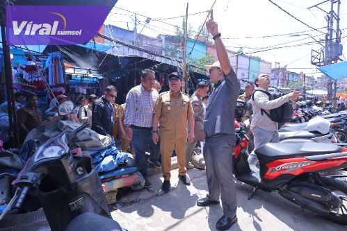 Demi Kenyamanan Pedagang, Pj Walikota Palembang Pastikan Revitalisasi Pasar 16 Terus Berlanjut. Foto : viralsumsel.com /nto