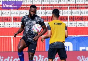 Jadwal Dua Laga Live BRI Liga 1 : Duel Seru Arema vs Dewa United. Foto : igarema