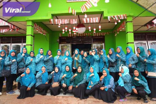 Kunjungan Kerja ke Desa Margo Mulyo, Pj Ketua TP PKK Sumsel Melza Elen Setiadi Dorong Produk UP2K Desa Jadi Icon Daerah. Foto : viralsumsel.com /win
