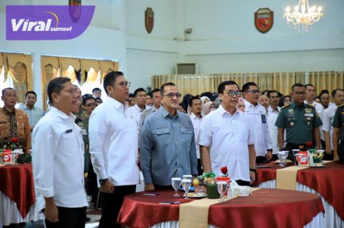 Sekda Edward Candra Ikuti Rakor Bersama Wamentan RI Percepat Akselerasi Perluasan Areal Tanam di Sumsel. Foto : viralsumsel.com /win