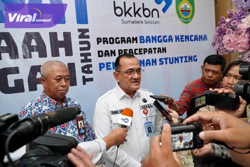 Hadiri Rapat Telaah Tengah Tahun Program Bangga Kencana, Sekda  Sumsel Edward Candra Dorong Percepatan Penurunan Stunting. Foto : viralsumsel.com /win
