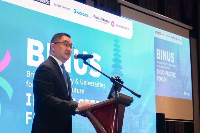 Usung Kuta Pledge, BINUS UNIVERSITY Dorong Kolaborasi Multi-Sektor di Bidang Keberlanjutan Pada BINUS-Indo Pacific Forum. Foto : viralsumsel.com