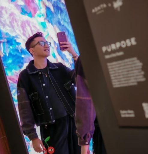 ASHTA District 8 Persembahkan Kolaborasi Kreatif dengan Isha Hening di ARTJakarta 2024. Foto : viralsumsel.com