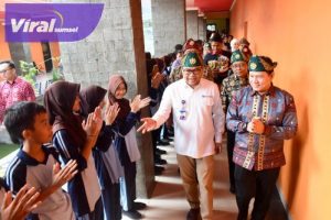 Geliatkan Ekonomi dan Pariwisata Sumsel, Pj Gubernur Elen Setiadi Resmikan Memorabilia Uang Rupiah Pecahan 10.000 . Foto : viralsumsel.com /win