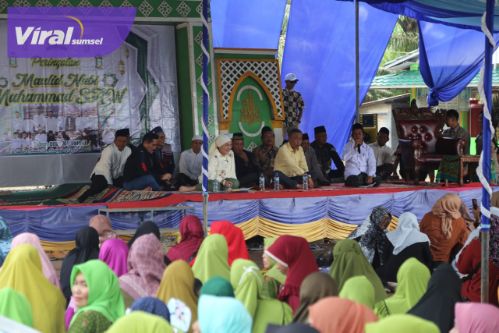 kunjungan Calon Bupati Muba Hj Lucianty di Desa Bandar Agung, Kecamatan Lalan. Foto : viralsumsel.com/*