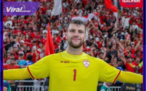 Penjaga Gawang Timnas Indonesia Maarten Paes Ikut Komentari Kepemimpinan Ahmed Al Kaf, Ini Konyol !. Foto : viralsumsel.com /igpaes
