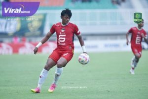 Sriwijaya FC Wajib Waspadai Striker Bekasi City Saddam Gaffar. Foto : lib