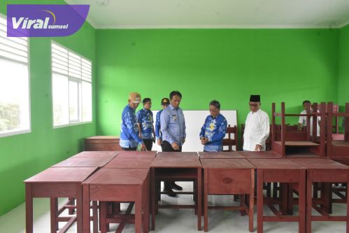 Pj. Bupati OKI Cek Progres Pembangunan Sejumlah Sekolah. Foto : viralsumsel.com /zep