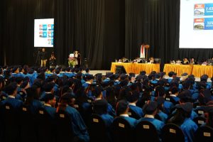 Wisuda 70 BINUS @Malang: Kisah Anak Guru yang Berhasil Membiayai Kuliah Sendiri Hingga Wisuda. Foto : viralsumsel.com. Foto : viralsumsel.com