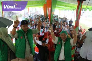 Kembali Kunjungi Lalan, Bentuk Kecintaan Hj Lucianty Kepada Masyarakat Lalan. Foto: viralsumsel.com/ril