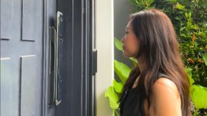 Tingkatkan Keamanan Rumah dengan Fitur Pendeteksi Wajah Smart Door Lock! Foto: viralsumsel.com