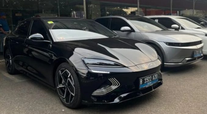 Evista Makin Dilirik Pakai Mobil Listrik Ioniq, BYD Seal, hingga Binguo. Foto: viralsumsel.com