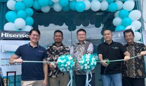 Exclusive ServHisense Meningkatkan Layanan Purna Jual dan Membuka Exclusive Service Center di Jakarta Timur. Foto: viralsumsel.comice Center (1) Hisense Meningkatkan Layanan Purna Jual dan Membuka Exclusive Service Center di Jakarta Timur. Foto: viralsumsel.com