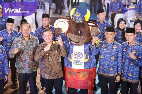 Pj Gubernur Elen Setiadi Launching Maskot PORNAS KORPRI XVII 2025 di Sumsel . Foto : viralsumsel.com /win