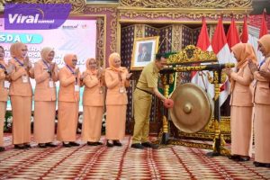 Buka Musda V DWP Provinsi, Sekda Edward Candra : DWP Memiliki Peran Sukseskan Program Pemerintah. Foto : viralsumsel.com /win
